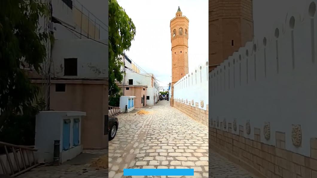 ويمثل أفق المدينة الخصائص الفريدة لمناظر المدينة التي تتشكل من خلال ضوابط التخطيط. والظروف الحضرية وتصميم المباني والمعالم المعمارية الاستثنائية أو المميزة. وفي هذا السياق تعد مدن باريس ونيويورك وسيدني وشانغهاي وبرلين من بين المدن الكبرى في العالم التي تتمتع بأفق قوي وواضح. يمكن التعرف عليه بشكل فريد.